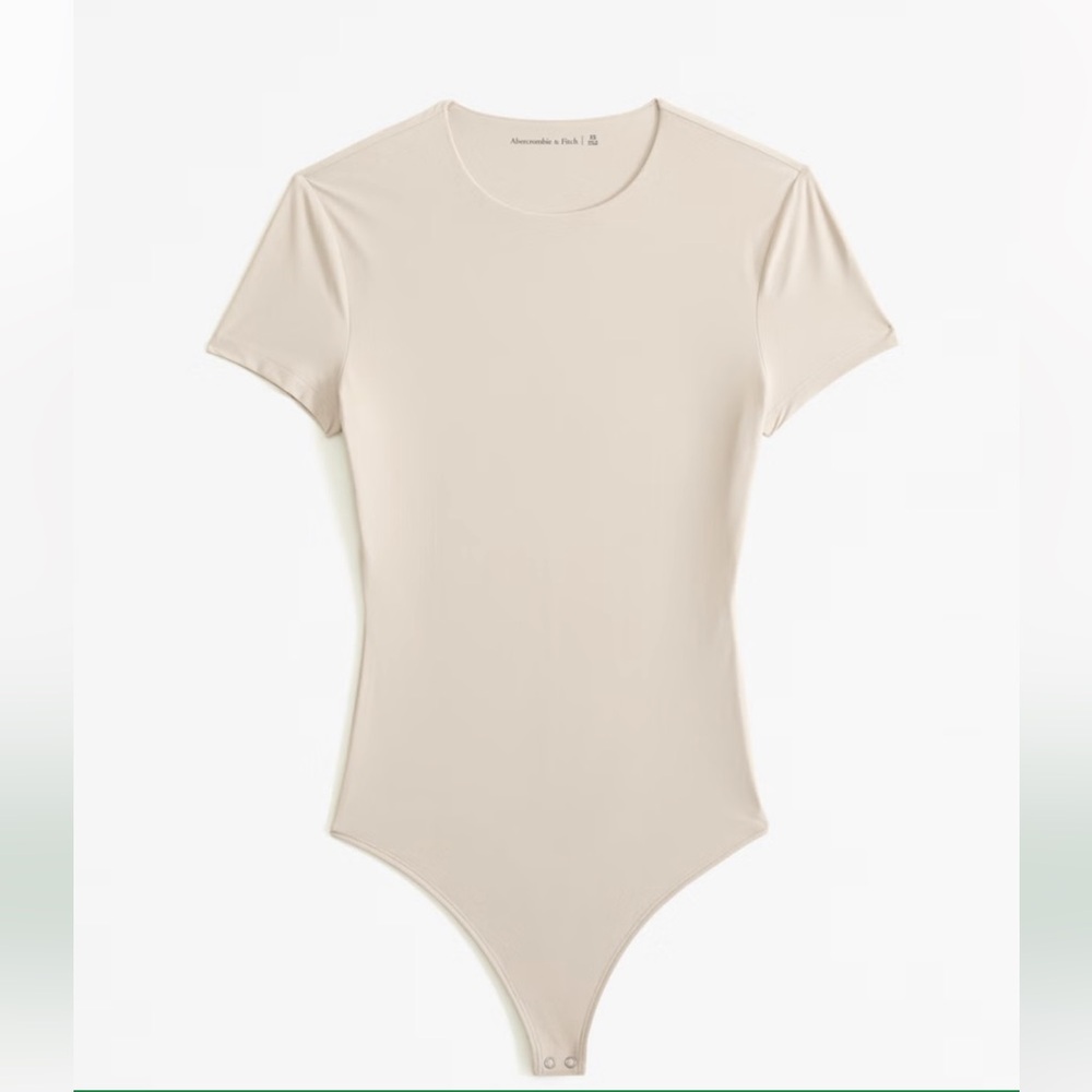Abercrombie & Fitch Soft Matte Seamless Tee Bodysuit — Magenta
